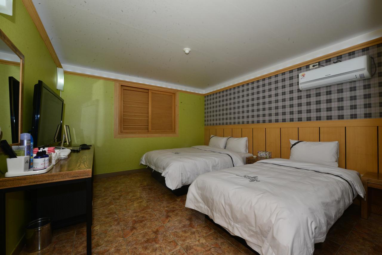 Daegu Mellow Motel Luaran gambar