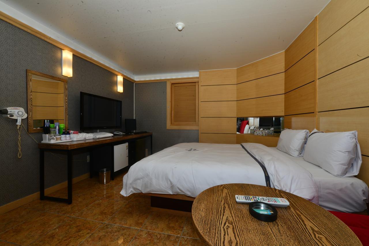 Daegu Mellow Motel Luaran gambar